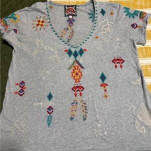 Johnny Was Colorful Embroidered Gray V-Neck Tee